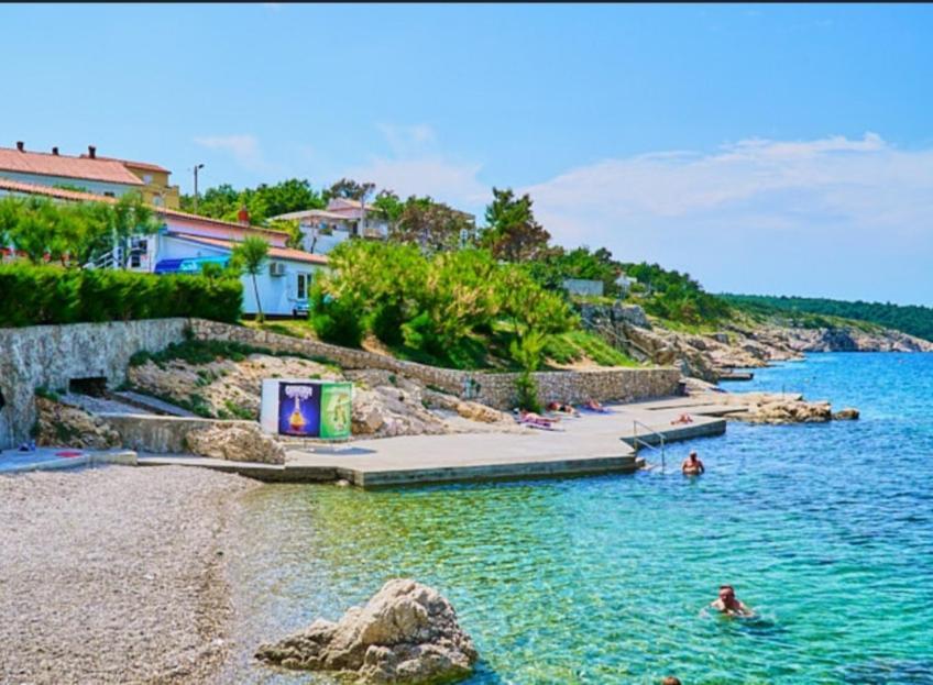 Studio Apartmani Zoric Šilo Esterno foto