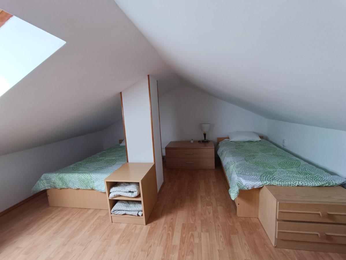 Studio Apartmani Zoric Šilo Esterno foto