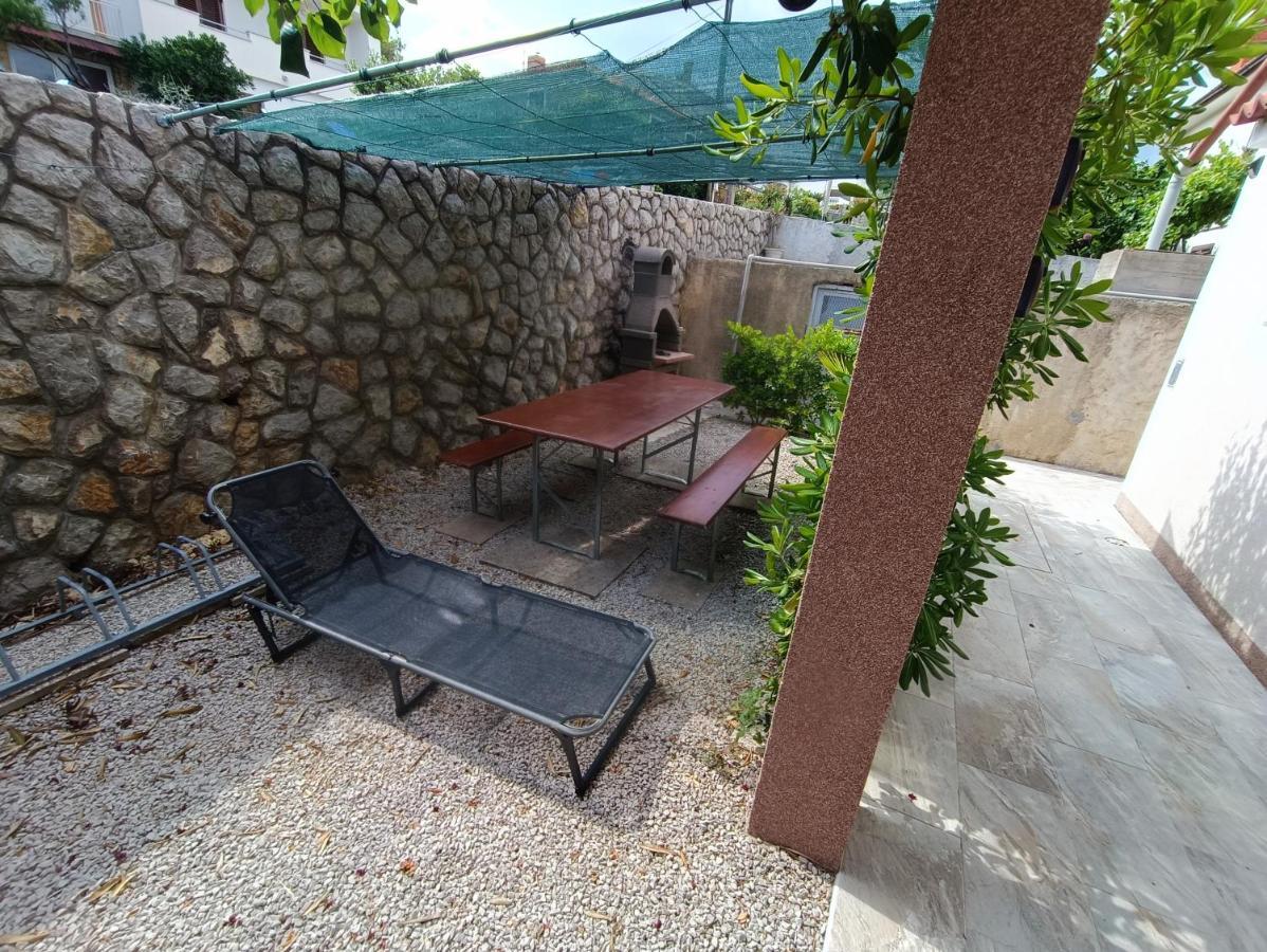 Studio Apartmani Zoric Šilo Esterno foto